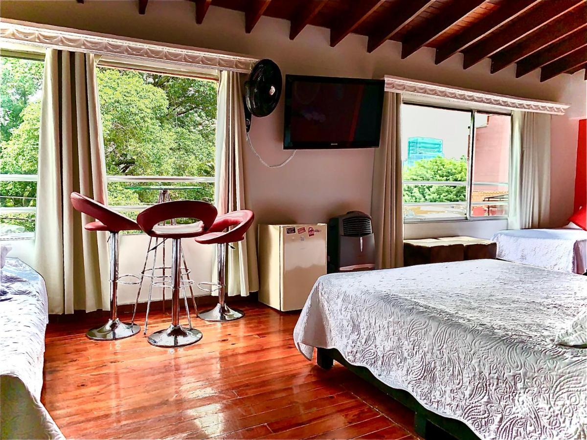 Hotel Lleras Premium #1 Medellín Exteriér fotografie